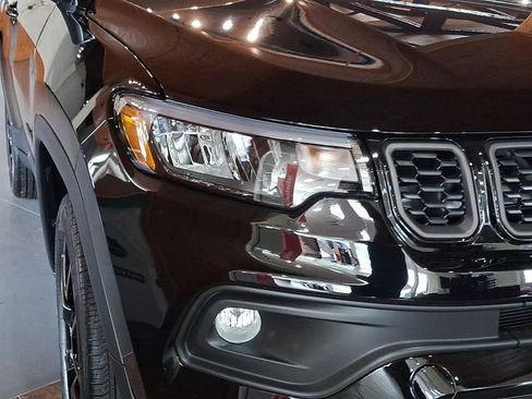 New 2026 Jeep Compass Latitude AWD/4WD image 9