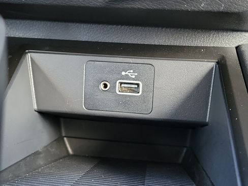 Certified 2025 Nissan Kicks S FWD image 29