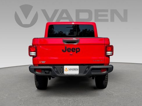 New 2025 Jeep Gladiator Sport image 22