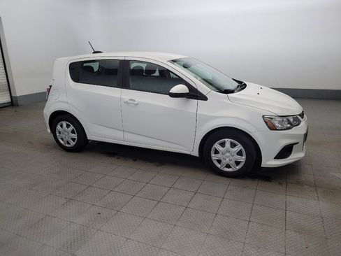Used 2020 Chevrolet Sonic LT FWD image 11