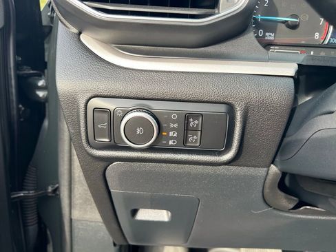 Used 2023 Ford Explorer XLT w/ Equipment Group 202A AWD/4WD image 46