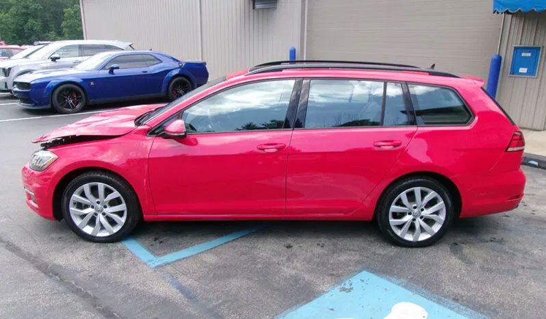 Used 2019 Volkswagen Golf S FWD image 5