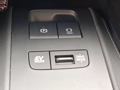 Certified 2024 Toyota Venza Nightshade AWD/4WD image 24