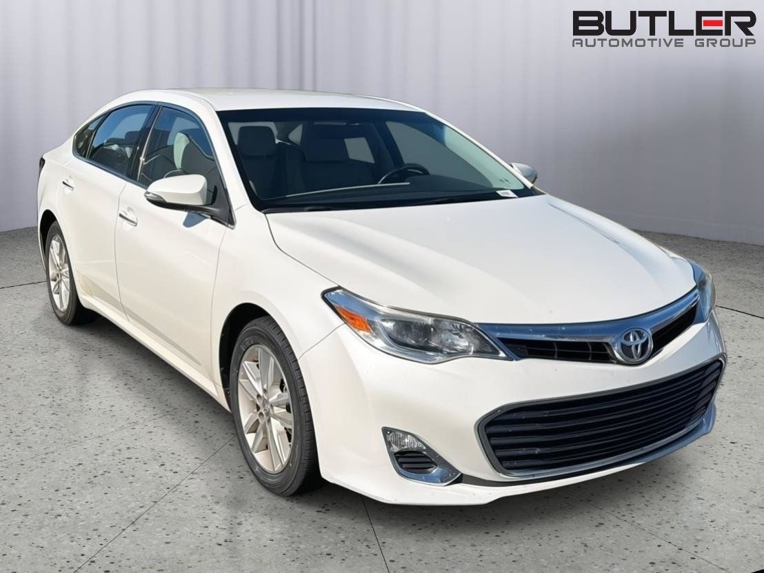 Used 2015 Toyota Avalon XLE FWD image 5