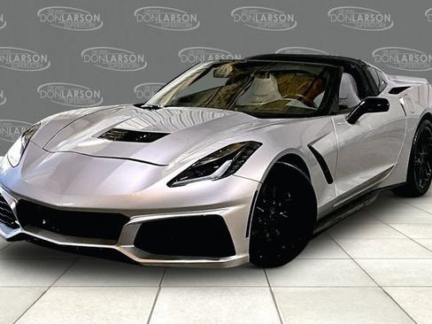 Used 2015 Chevrolet Corvette Stingray Coupe w/ 3LT Preferred Equipment Group RWD image 3