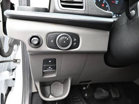 Used 2024 Ford Transit 350 XLT RWD image 7