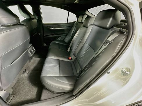 Used 2026 Toyota Camry XSE FWD image 24