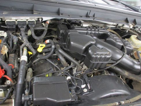 Used 2016 Ford F250 XL image 25