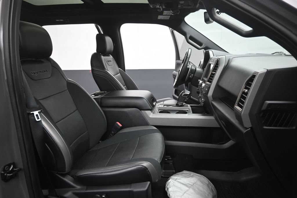 Used 2020 Ford F150 Raptor w/ Equipment Group 802A Luxury AWD/4WD image 14