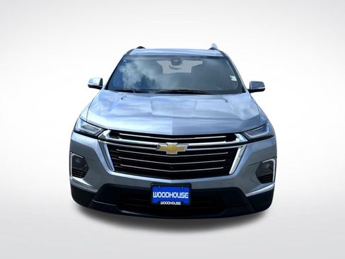 Certified 2023 Chevrolet Traverse LT w/ LT Premium Package AWD/4WD image 3