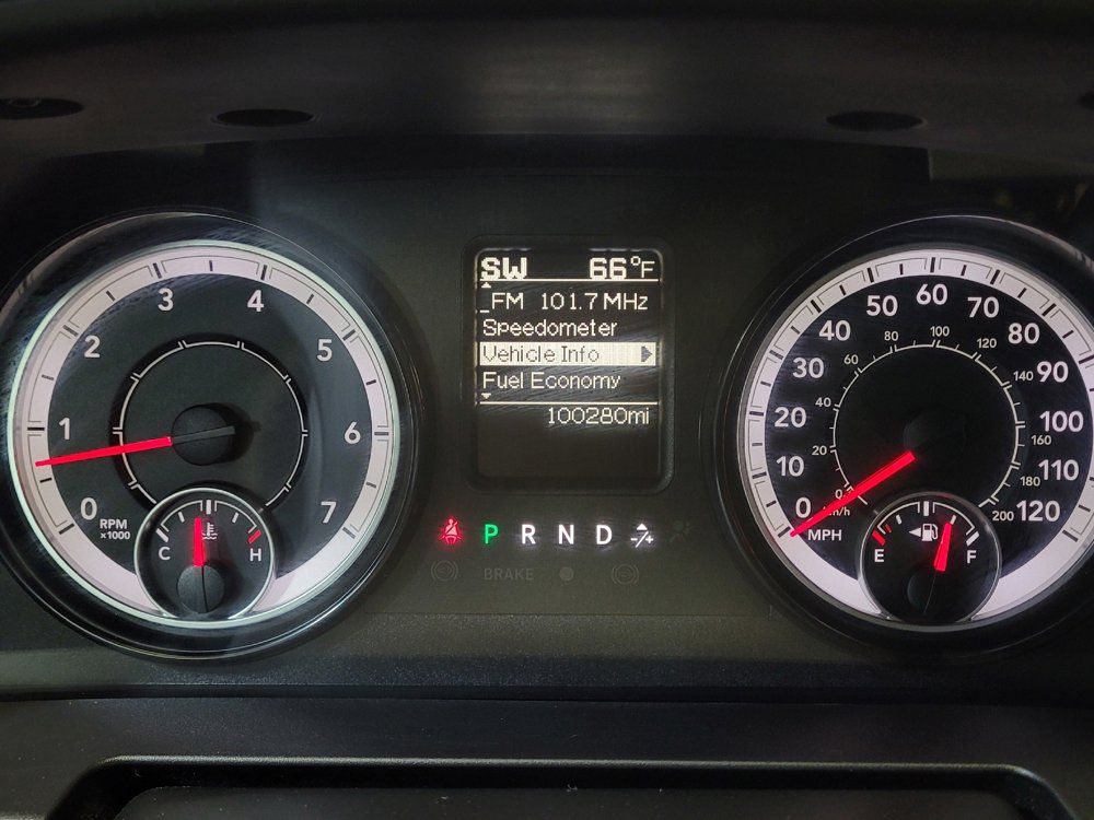 Used 2018 RAM 1500 Express w/ Express Value Package AWD/4WD image 23