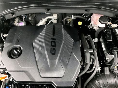 Used 2023 Hyundai Santa Fe SEL image 33