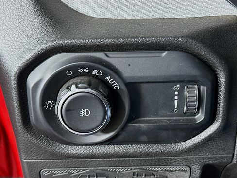 Used 2024 Jeep Wrangler Unlimited Sport AWD/4WD image 16