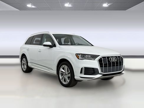 Used 2023 Audi Q7 2.0T Premium Plus w/ Premium Plus Package AWD/4WD image 7