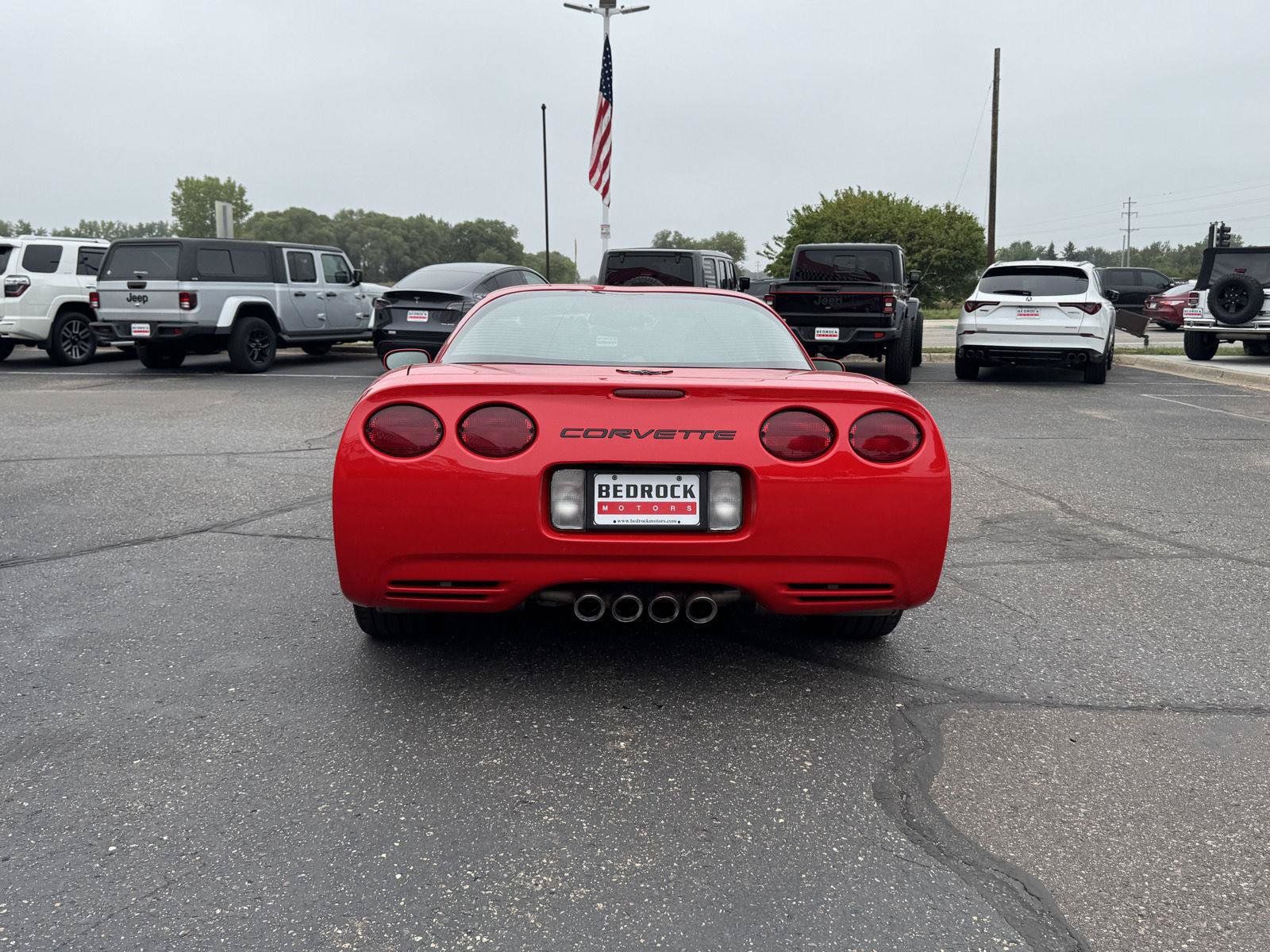 Used 2001 Chevrolet Corvette Coupe w/ Preferred Equipment Group2 RWD image 6