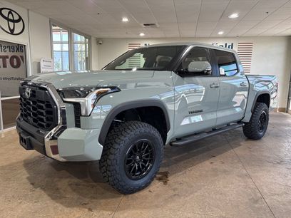 New 2026 Toyota Tundra SR5 w/ TRD Off-Road Package