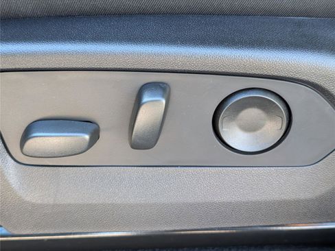 New 2026 Chevrolet Colorado LT image 14