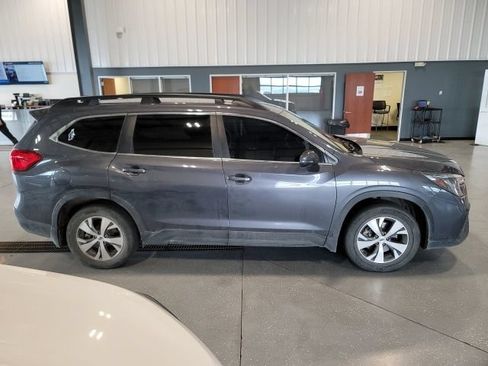 Used 2023 Subaru Ascent Premium w/ Convenience Package AWD/4WD image 8