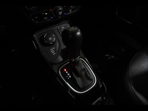 Used 2020 Jeep Compass Limited AWD/4WD image 19
