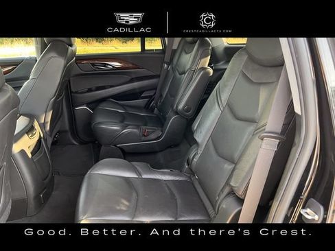 Used 2020 Cadillac Escalade Luxury AWD/4WD image 28