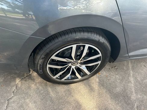New 2026 Volkswagen Jetta SE FWD image 21