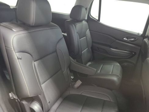 Used 2023 GMC Acadia SLT w/ Elevation Edition FWD image 14