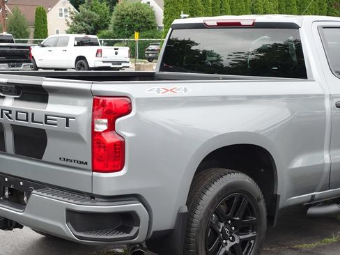 Used 2024 Chevrolet Silverado 1500 Custom w/ Rally Edition AWD/4WD image 11