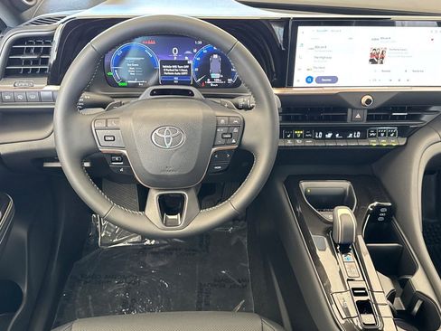 New 2026 Toyota Crown Signia AWD/4WD image 13