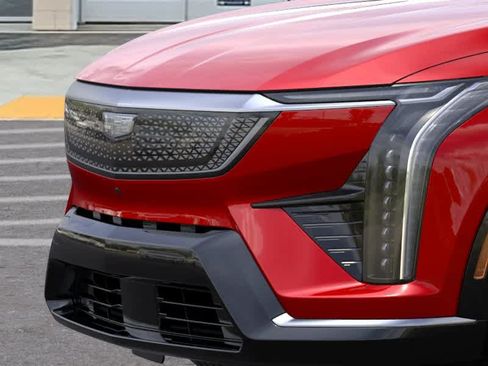 New 2026 Cadillac Optiq Sport 2 w/ LPO, ONYX Package AWD/4WD image 13