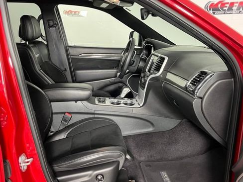 Used 2018 Jeep Grand Cherokee SRT AWD/4WD image 33