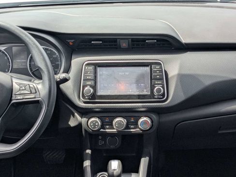 Used 2024 Nissan Kicks S FWD image 15