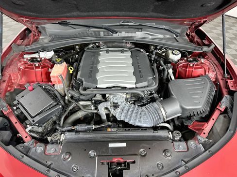 Used 2016 Chevrolet Camaro SS RWD image 32