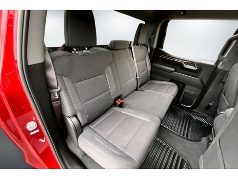 Used 2024 Chevrolet Silverado 1500 LT image 24