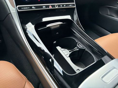 Used 2024 Mercedes-Benz CLE 300 4MATIC Coupe image 25
