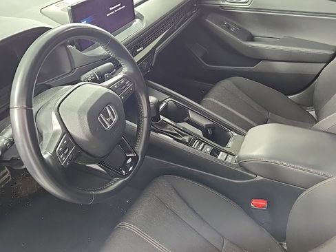 Used 2023 Honda Accord Sport image 8