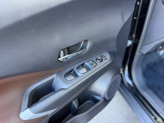 Used 2024 Nissan Kicks SR FWD image 13