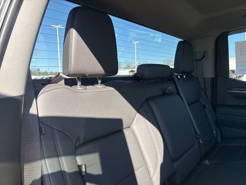 Used 2023 GMC Sierra 1500 SLT image 45