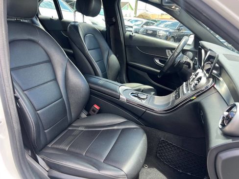 Used 2020 Mercedes-Benz C 300 Sedan image 20