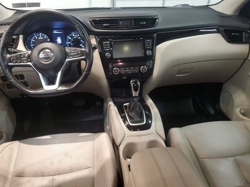 Used 2018 Nissan Rogue Sport SL w/ SL Premium Package AWD/4WD image 14