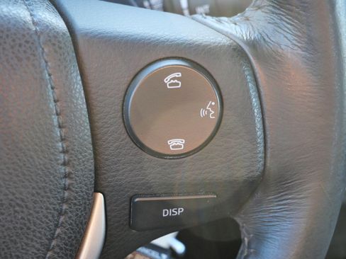 Used 2014 Toyota Corolla S image 31