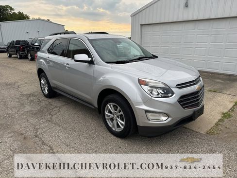 Used 2017 Chevrolet Equinox LT image 7