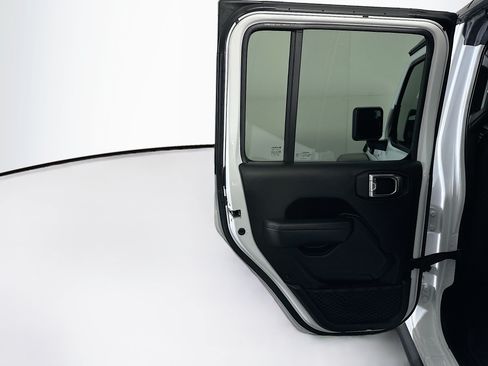 Used 2023 Jeep Wrangler Unlimited w/ Cold Weather Group AWD/4WD image 25