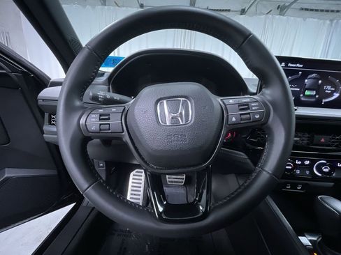 Used 2023 Honda Accord Sport image 23