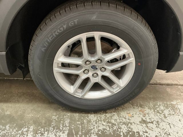 New 2026 Ford Explorer Active AWD/4WD image 11