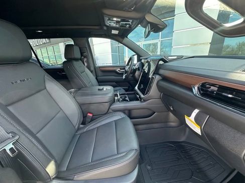 New 2026 GMC Yukon XL Denali w/ Sun & Power Step Package image 32