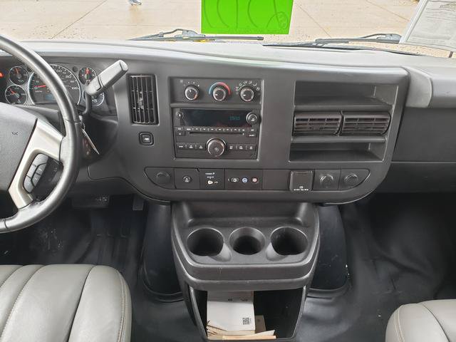 Used 2017 Chevrolet Express 3500 LS RWD image 17