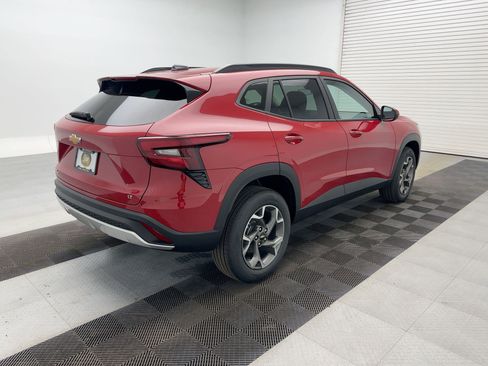 New 2026 Chevrolet Trax LT w/ LT Convenience Package image 9