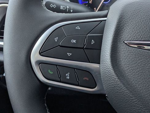 New 2026 Chrysler Voyager LX image 25