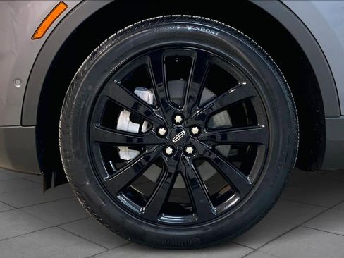 Used 2022 Lincoln Nautilus Reserve image 20