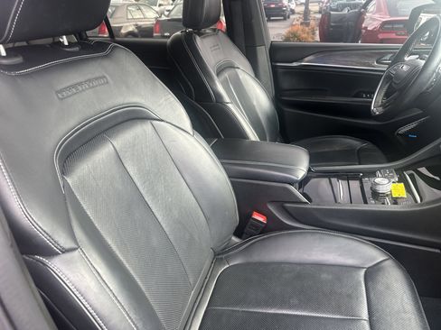 Used 2022 Jeep Grand Cherokee L Overland image 32